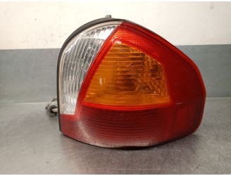 Replacement left tail light for Hyundai Santa Fe I (SM) 2.4 16V, OEM IAM references 9240126020 9240126020