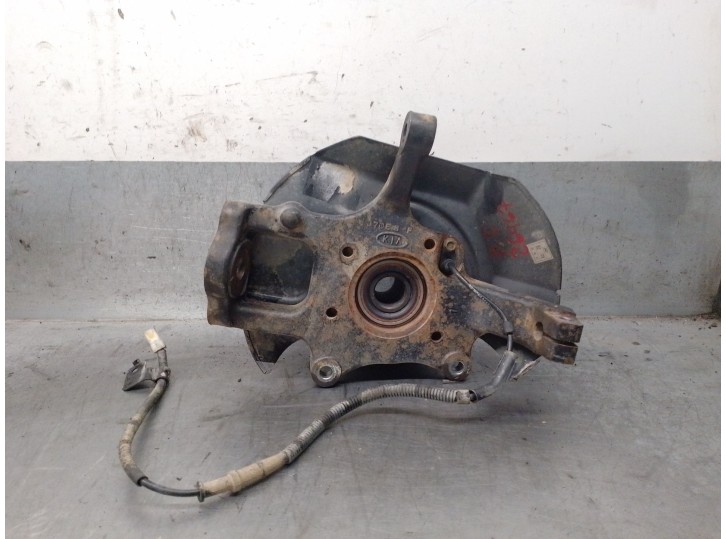 Replacement left front steering knuckle for Kia Sorento I (JC) 2.5 CRDi, OEM/IAM reference 517153E200 517153E200