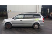 mitsubishi space wagon (n9_w, n8_w) del año 2001