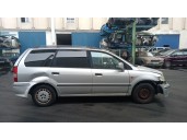 mitsubishi space wagon (n9_w, n8_w) del año 2001