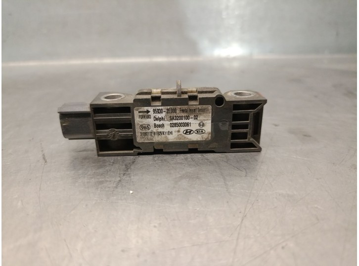 Recambio de sensor impacto para hyundai tucson (jm) 2.0 crdi referencia OEM IAM 959302E000 0285003061
