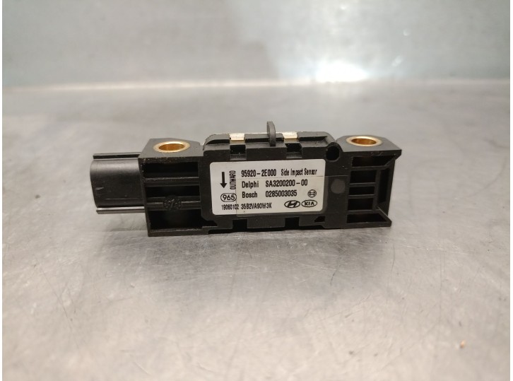 Recambio de sensor impacto para hyundai tucson (jm) 2.0 crdi referencia OEM IAM 959202E000 0285003035