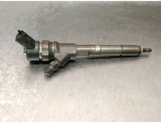 INYECTOR 236700N030 0445110262