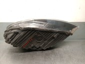 Replacement right headlight for Volvo V40 hatchback (525) D2, OEM/IAM references 31420004 31420004