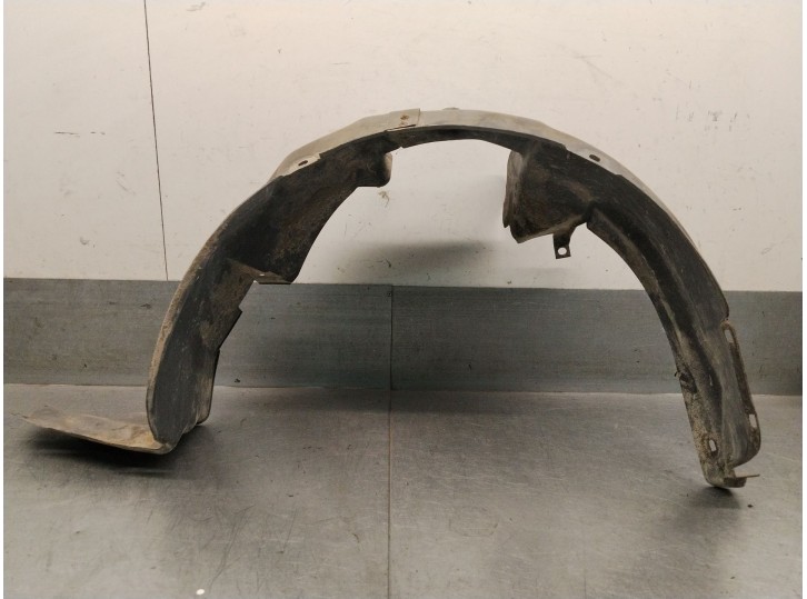 Replacement left front wheel well liner for Kia Shuma II (FB) 1.6, OEM IAM references 0K28156142 0K2B156140