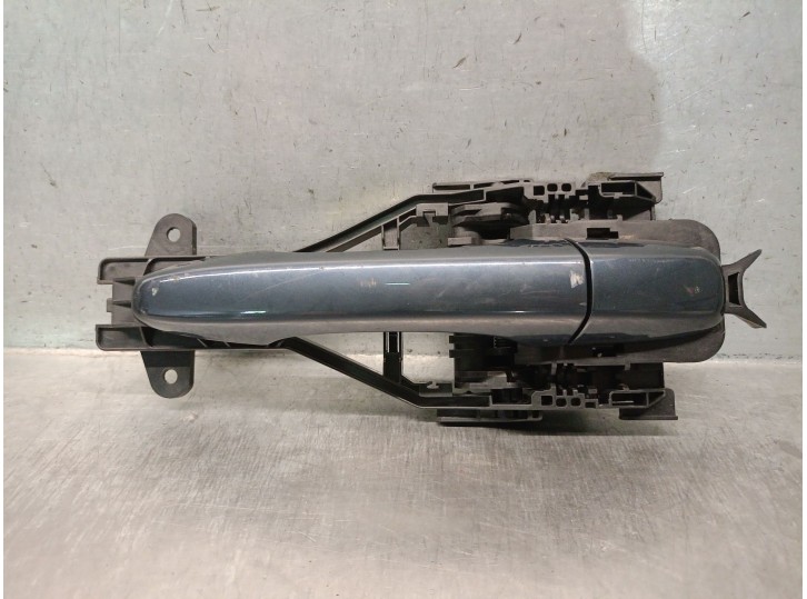 Right rear exterior door handle replacement for Volvo V40 Hatchback (525) D2, OEM IAM reference 31440084 31440084