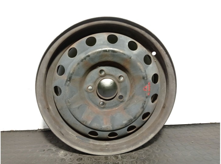 Recambio de llanta para kia carens iv 1.7 crdi referencia OEM IAM 52910A40 R16X61/2J48.5 