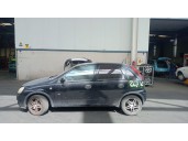 opel corsa c (x01) del año 2004