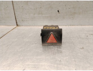 Replacement hazard warning switch for SEAT Toledo II (1M2) 1.9 TDI, OEM IAM references 1M0941509B 1M0941509B