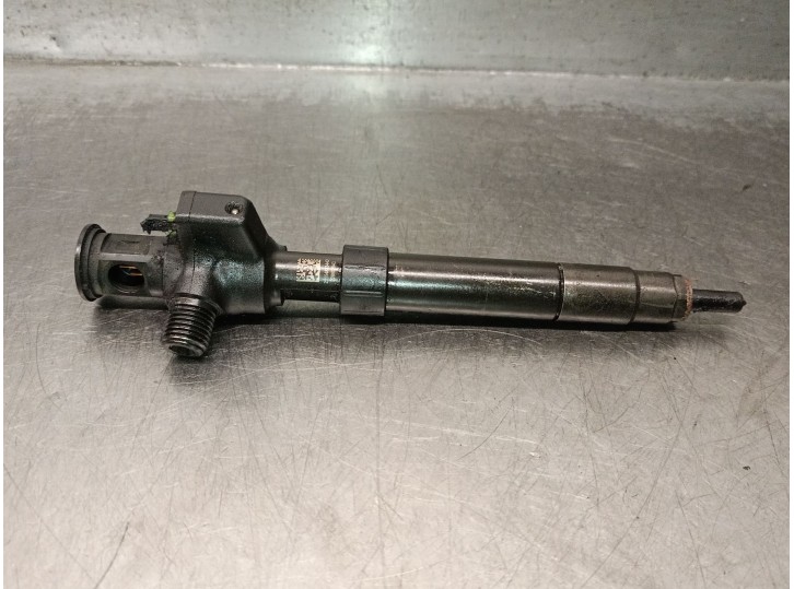 Recambio de inyector para opel vivaro c furgoneta (k0) 2.0 referencia OEM IAM 9674984080 28602948