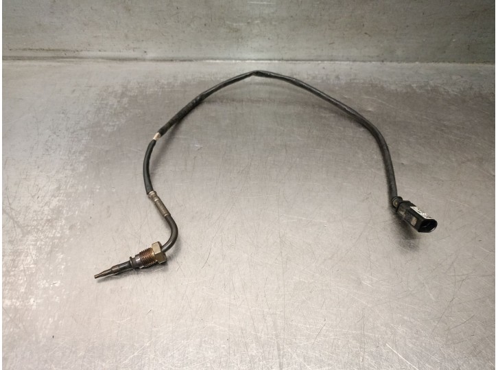 Replacement sensor for Audi Q5 (FYB, FYG) 2.0 TDI quattro, OEM/IAM references 8W0906088E 8W0906088E