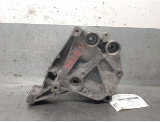 Replacement engine mount for Fiat 500L (351_, 352_) 1.6 D Multijet (199LYD1B), OEM/IAM reference 55246724 55246724