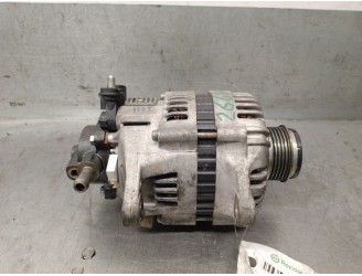 Replacement alternator for Kia Carnival II (GQ) 2.9 CRDi, OEM/IAM references 373004X220 373004X003 021319070