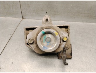 Replacement right engine mount for Renault Trafic II bus (JL) 2.0 dCi 115, OEM IAM reference 8200219372