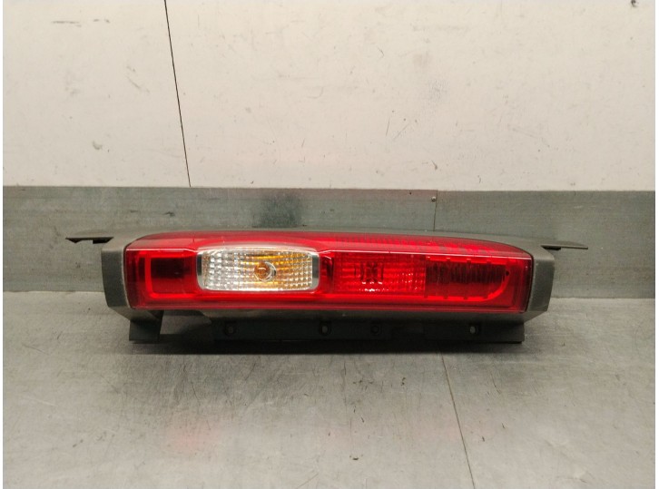 Replacement left rear tail light for Renault Trafic II bus (JL) 2.0 dCi 115, OEM/IAM reference 265A60118R