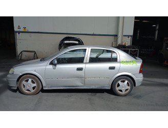 opel astra g hatchback (t98) del año 2001