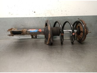 Replacement left front shock absorber for Mitsubishi ASX (GA_W_) 1.8 DI-D (GA6W). OEM/IAM reference 4060A325 4060A325