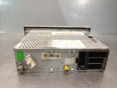 Replacement audio system / CD radio for Audi A4 B6 Avant (8E5) 2.5 TDI quattro, OEM/IAM references 8E0035186 8E0057186J