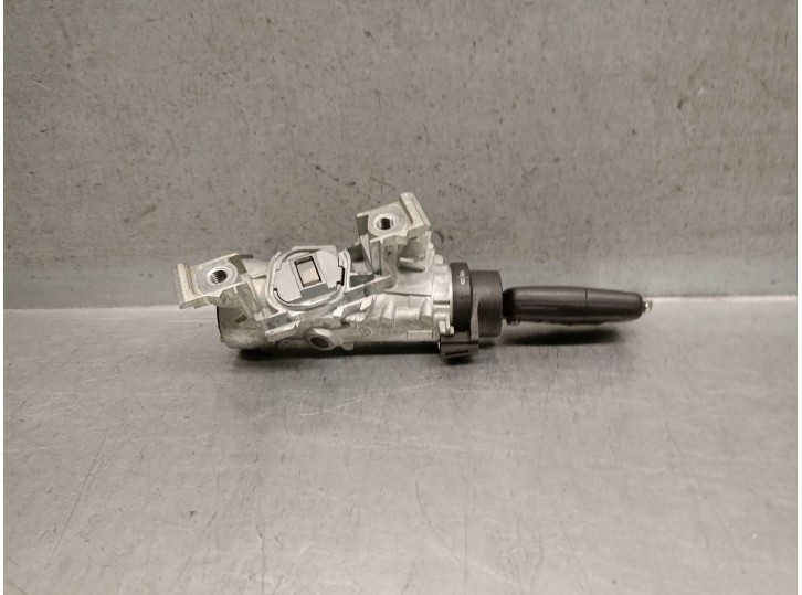 Replacement ignition switch for Volkswagen Golf V (1K1) 1.4 TSI, OEM/IAM references 1K0905851B 1K0905841