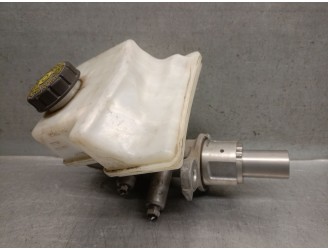 Brake master cylinder for Mercedes-Benz GLE (W166) 350 d 4MATIC – OEM/IAM A1664300101 A1664300101