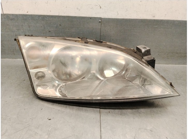 Replacement right headlight for Ford Mondeo III Turnier (BWY) 2.0 TDCi, OEM IAM references 1S7113005AL 1435619