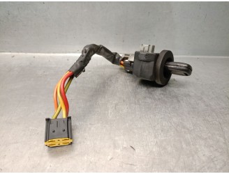 Replacement ignition switch for Renault Clio II (BB_, CB_) 1.5 DCI (B/C2J), OEM IAM references 7701471220 7701471220