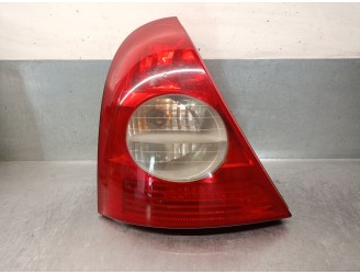 Replacement left rear taillight for Renault Clio II (BB_, CB_) 1.5 dCi (B/C2J), OEM IAM reference 8200917488 8200917488
