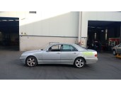 mercedes-benz clase e (w210) del año 1999