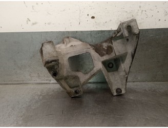 Replacement alternator bracket for Chrysler Grand Voyager (GS) 2.4, OEM/IAM references 04861132AAB 4861132AA