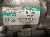 Replacement air conditioning compressor for Peugeot 407 (6D_) 2.0 (6DRFNB, 6DRFNE), OEM/IAM references 9660555380 6453WW SD7C16