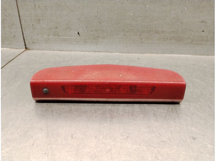 Replacement center brake light for Opel Corsa D (S07) 1.4 (L08, L68), OEM IAM reference 316627975