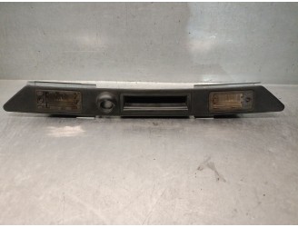 Replacement exterior tailgate handle for Audi A4 B7 (8EC) 2.0 TDI, OEM/IAM reference 8E0827657H 8E0827657H