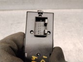Replacement left front power window switch for SEAT Alhambra (7V8, 7V9) 2.0 TDI, OEM/IAM reference 7M3959857C 7M3959857C