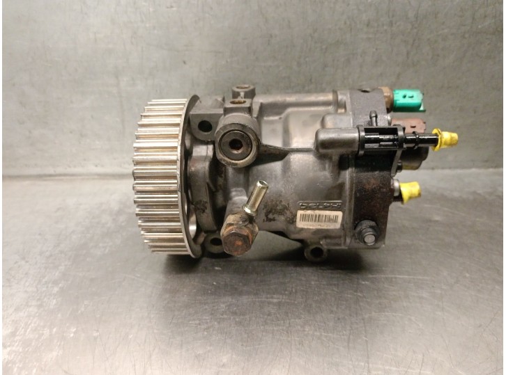 Replacement injection pump for Renault Clio II (BB_, CB_) 1.5 dCi (B/C2J). OEM/IAM references: 8200423059 167005809R R9042A041A