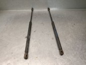 Replacement trunk / liftgate struts for Audi A3 (8L1) 1.9 TDI, OEM/IAM references 8D9827552F 8D9827552F
