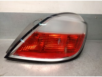 Replacement left taillight for Opel Astra H (A04) 1.7 CDTI (L48), OEM IAM references 93190304 1222111