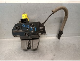 Replacement trunk / tailgate lock for Opel Vectra C (Z02) 2.2 DTI 16V (F69). OEM IAM reference: 09180104