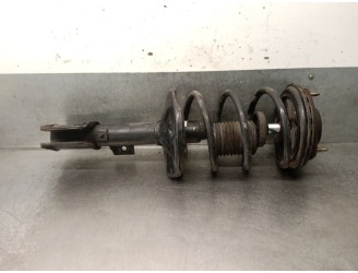 Front left shock absorber for Mitsubishi Space Wagon (N9_W, N8_W) 2.4 GDI (N84W), OEM IAM MR554011