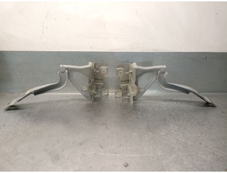 Hood hinge replacement part for Renault Clio V (B7_) 1.6 E-Tech 140 (B7MU), OEM/IAM reference 654003073R