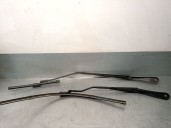 Right front wiper arm for Renault Clio V 1.6 E-Tech 140 (B7MU). OEM/IAM: 288816122R 2888161
