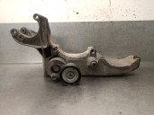 Replacement alternator bracket for Renault Trafic II van (FL) 1.9 dCi 100 (FL0C), OEM/IAM references 8200115762 8200689751