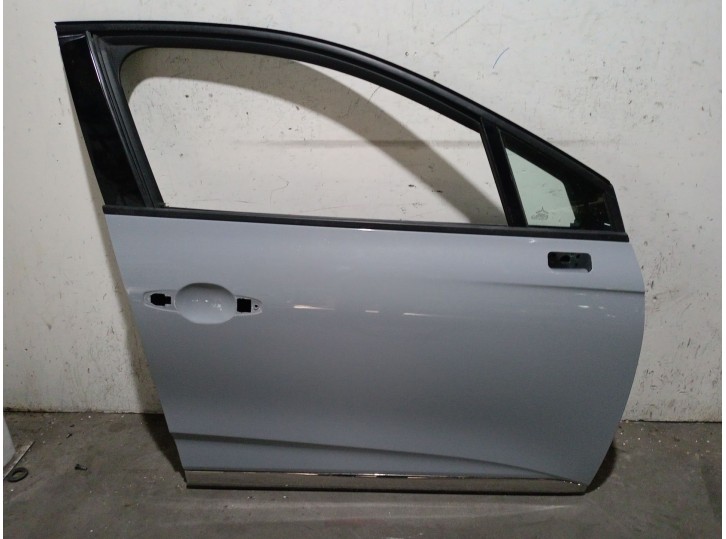 Replacement right front door for Renault Clio V (B7_) 1.6 E-Tech 140 (B7MU), OEM IAM reference 801008302R 801008302R