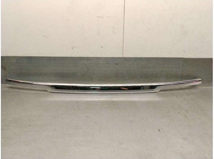 Replacement rear trim pieces for Honda Stream (RN) 2.0 16V (RN3), OEM IAM reference 74890S7A0030