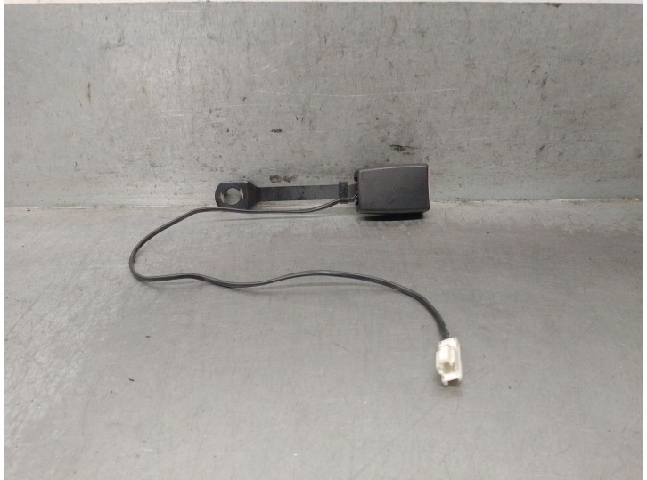 Replacement left front seat belt buckle for Daewoo Lanos (KLAT) 1.3, OEM/IAM references 96240882 96240882