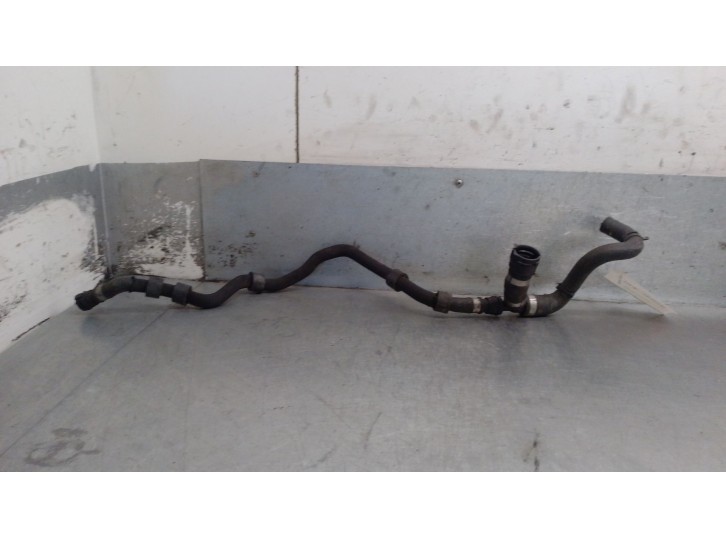 Replacement tube for Mercedes-Benz A-Class (W176) A 45 AMG 4MATIC (176.052). OEM/IAM reference: A17650115