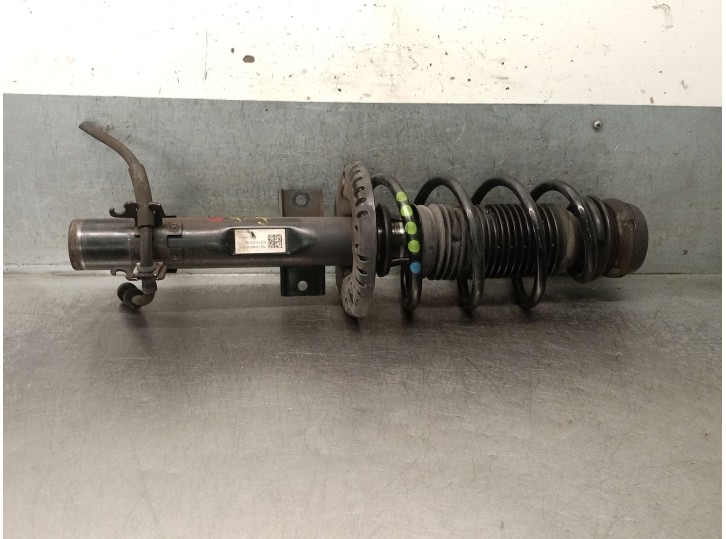 Replacement front left shock absorber for Skoda Fabia III (NJ3) 1.0, OEM/IAM reference 6C0413031AN 6C0413031AN