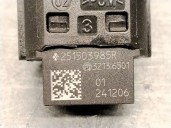 Start/stop button for Renault Clio V 1.6 E-Tech 140. OEM/IAM reference: 251503985R