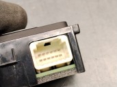 Switch for Renault Clio V 1.6 E-Tech 140. OEM/IAM reference: 253802980R