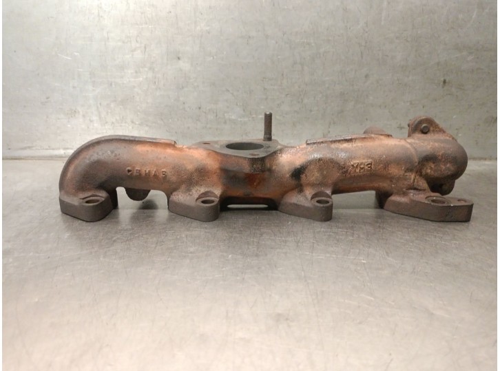 Exhaust manifold for Hyundai Tucson 2.0 CRDi. OEM/IAM references: 2851027400 2851027400