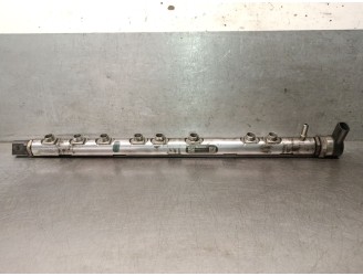 Replacement fuel injector rail for BMW 6 Gran Coupe (F06) 640d, OEM/IAM reference 7805423 13537805423 0445216036